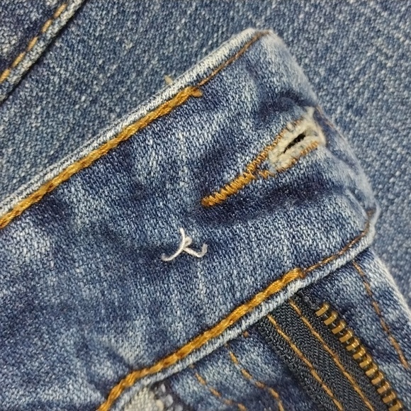 Levi's 515 Flare Blue Medium Wash Five Pocket Mid Rise Flare Leg Denim Jean - Picture 9 of 16